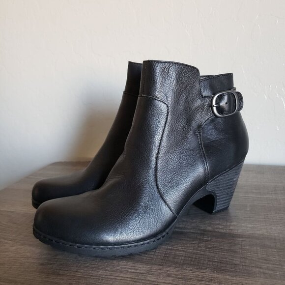Montana Artisan Crafted Leather Ankle Boots Booties Black Size Women's 11 Buckle - Picture 12 of 12